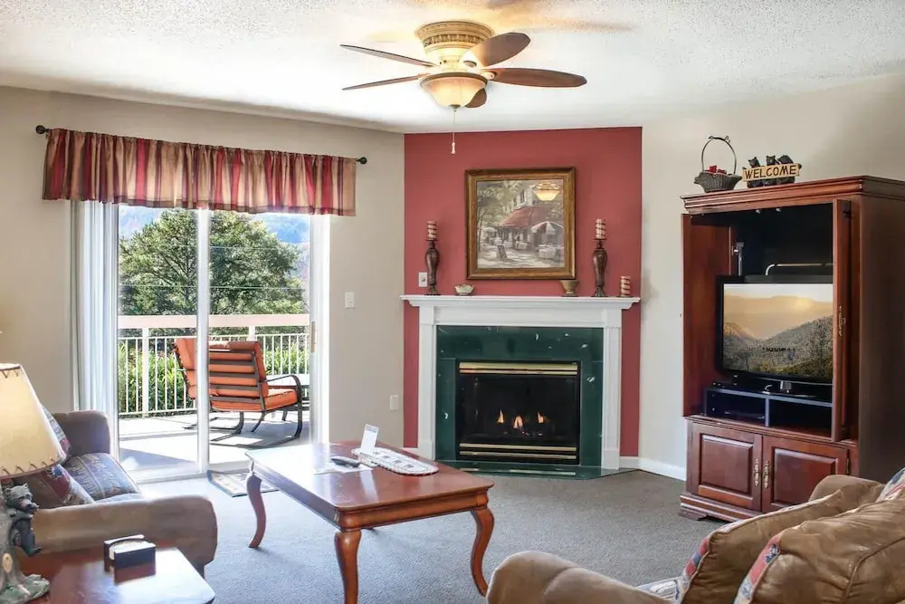 Whispering Pines 513