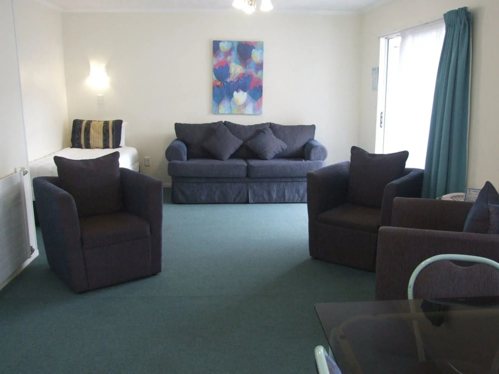 Palm Court Motor Inn