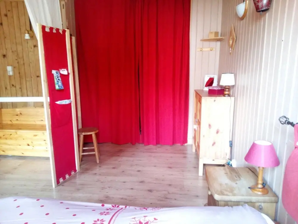 Chalet With one Bedroom in Samoëns, With Furnished Garden and Wifi