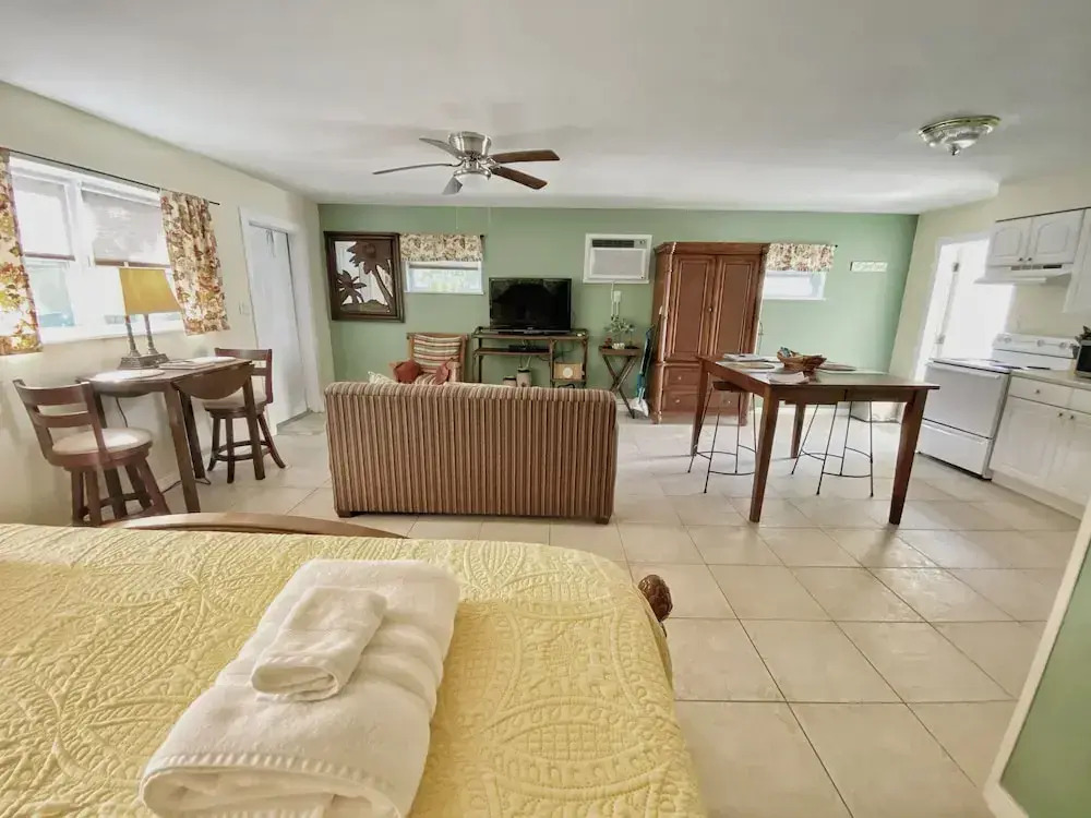 BeachTrail Lodging