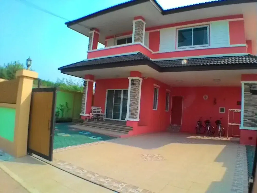 Orange Villa