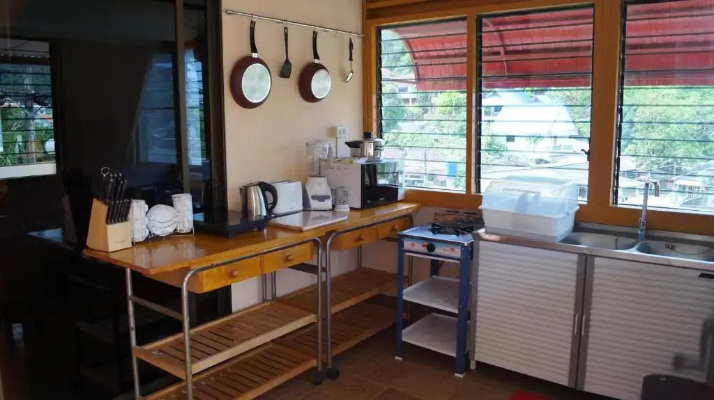 Kata Place Hotel