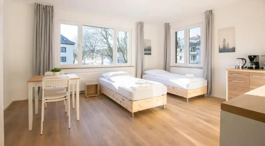 T&K Apartments - Studio Apartments - 22 min MESSE DUS & Airport DUS