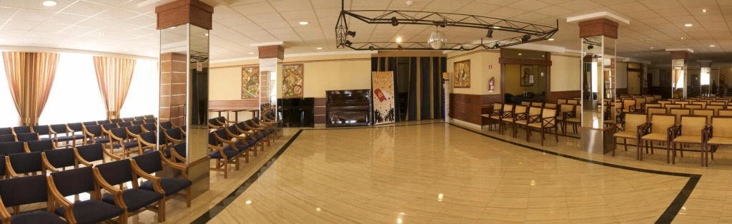 Hotel Las Arenas