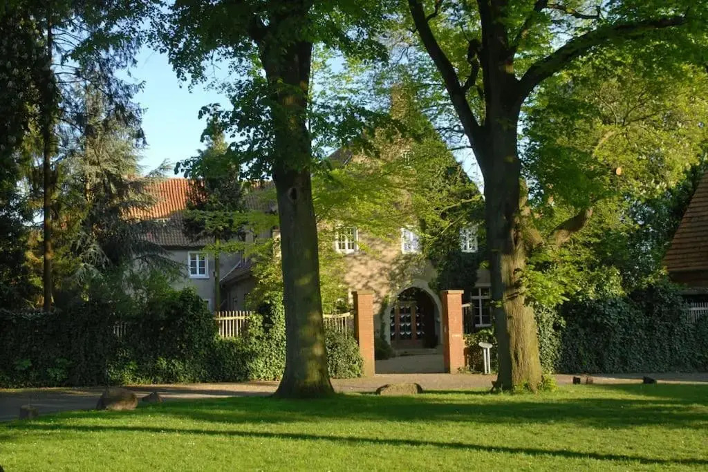ZI Antonia mit Kirchplatzblick