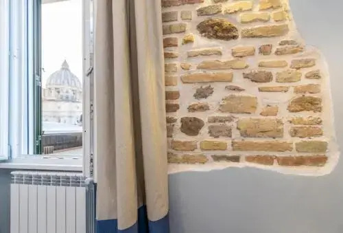 Zeus Inn