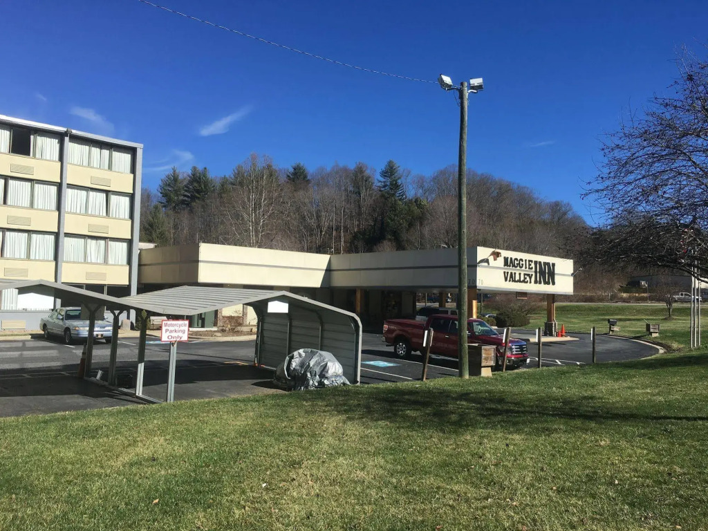 Clarion Hotel Conference Center Maggie Valley