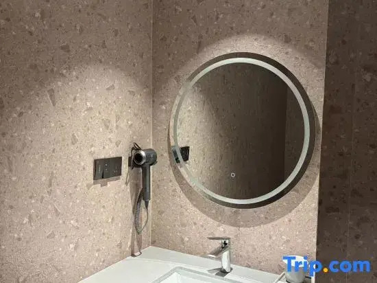 Meijia Hotel (Decheng City Plaza Shanghai Town)