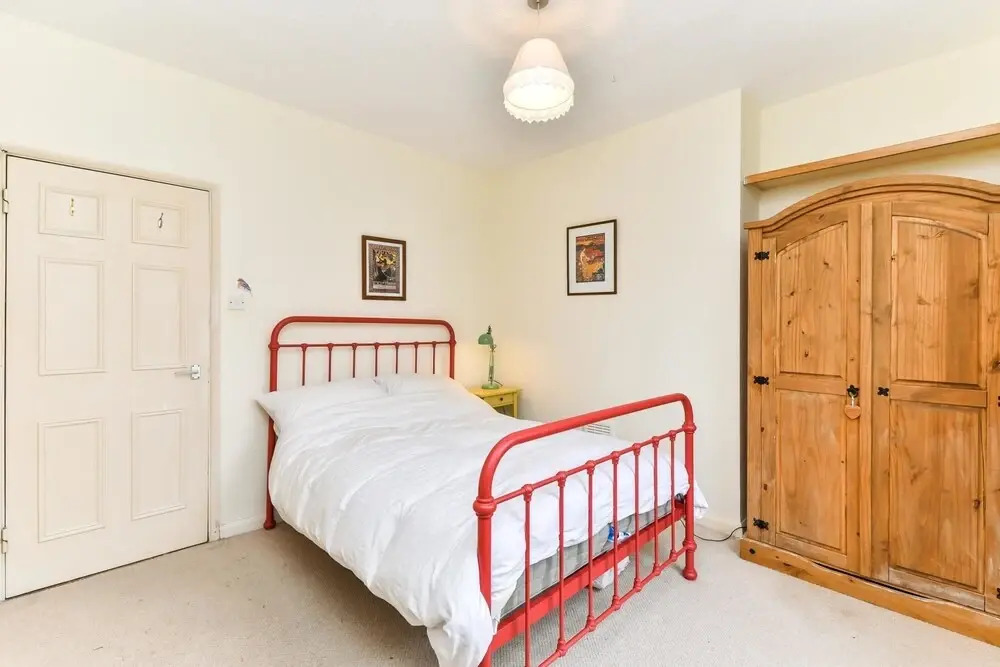 New Super 2 Bed Flat Bethnal Green London Zone 2!