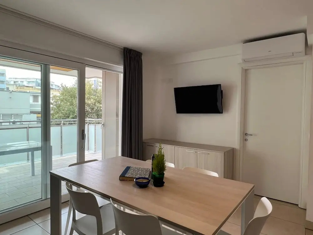 Modern Seaside Apartment With Balcony