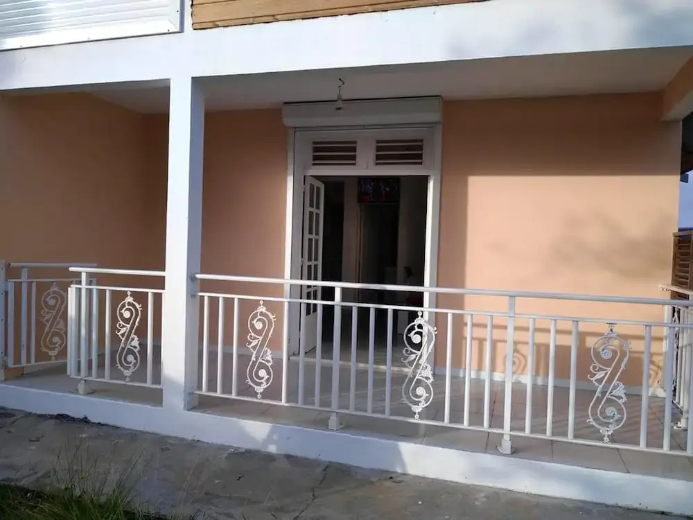 Studio In Le Gosier With Furnished Garden And Wifi 3 Km From The Beach