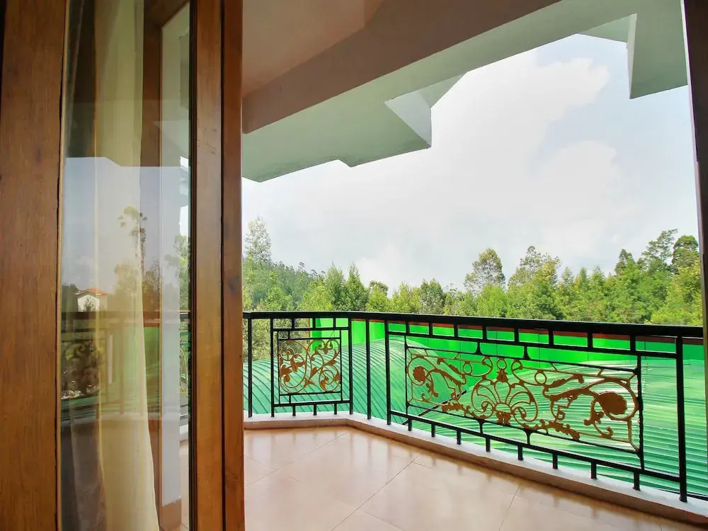 OYO 14653 Vista Suites Doddabetta