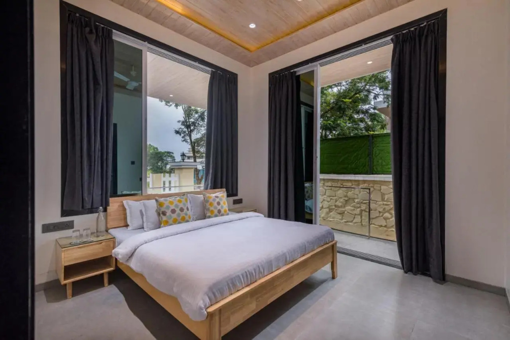 Saffronstays Le Reve Lonavala