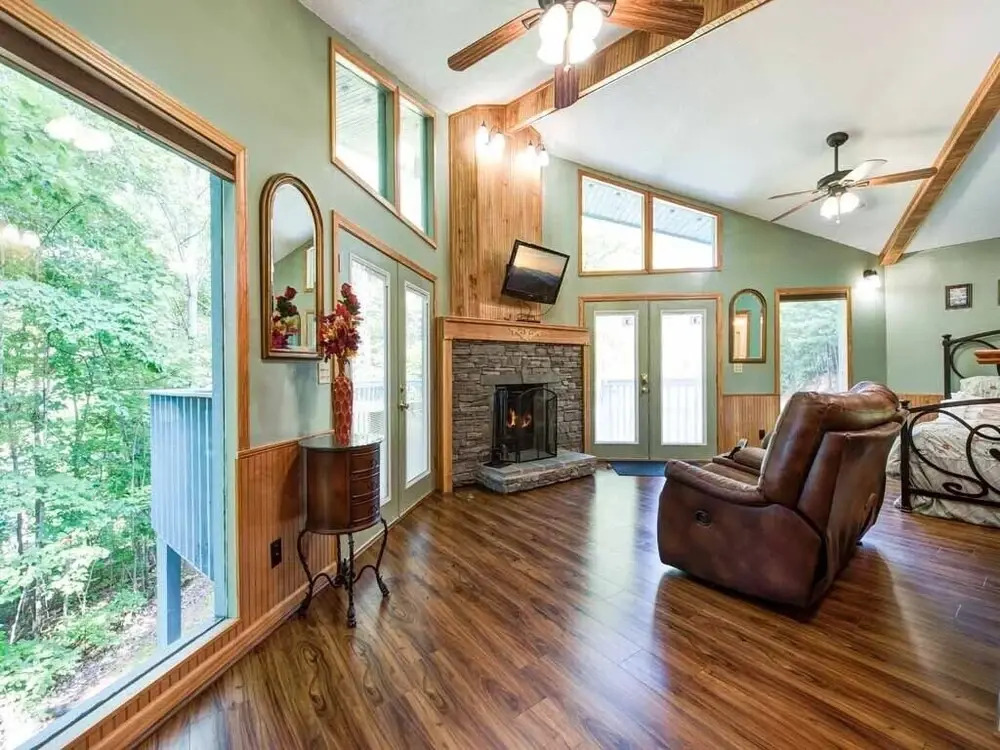 Woodsong - One Bedroom Cabin