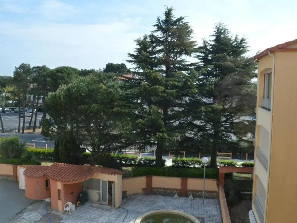 Appartement Argelès-sur-Mer, 3 pièces, 6 personnes - FR-1-225-721