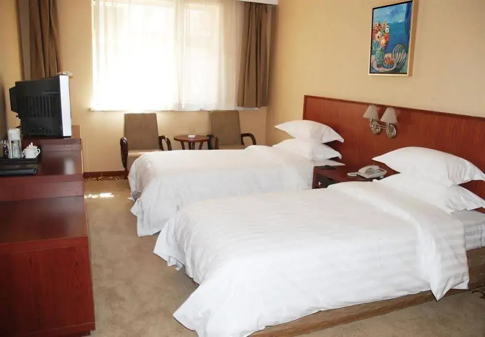 Yangguang Licheng Hot Spring Hotel - Beijing