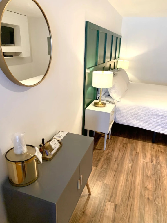 The Brooks Hotel Restaurant and Lounge