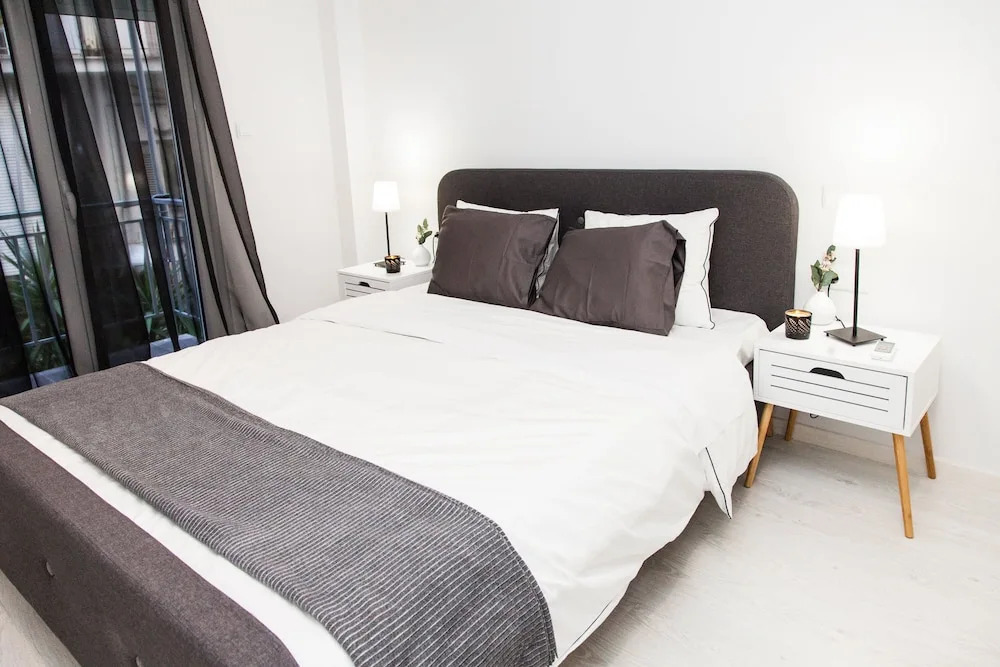 Modern Glamorous Apt in Athens DT