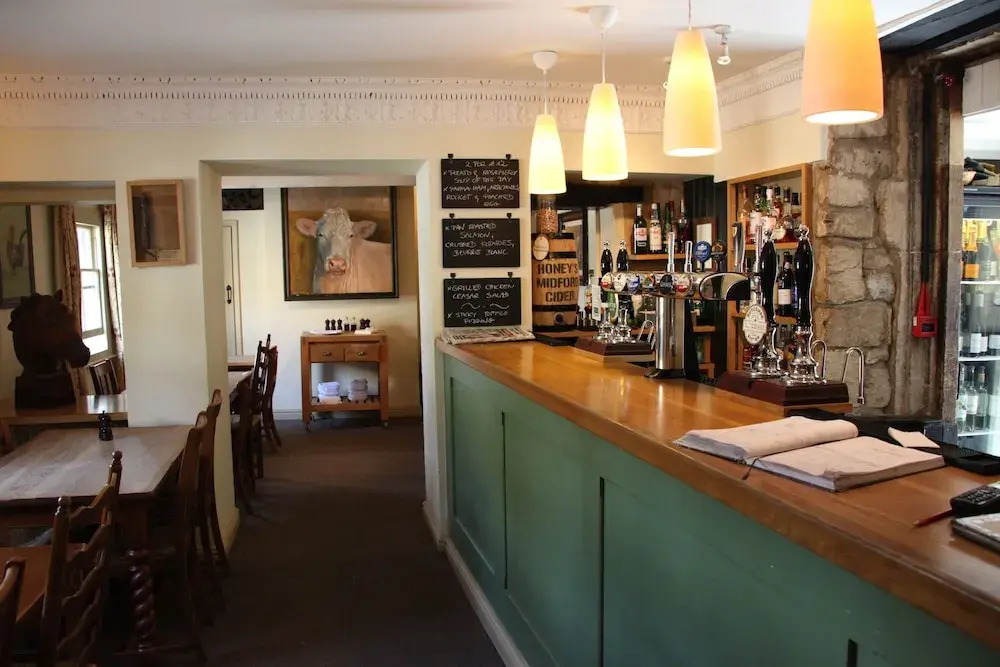 Wheelwrights Arms Country Inn & Pub