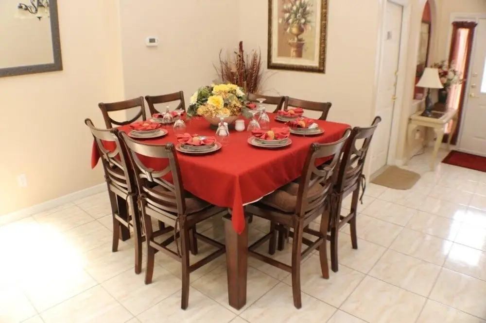 Sun Kissed Delight! Lovely Pool & Spa! 4 Bedroom Home by RedAwning