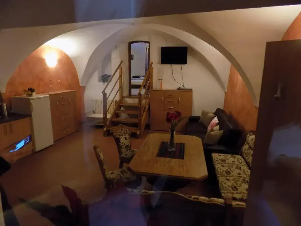 Ubytování Latrán 15