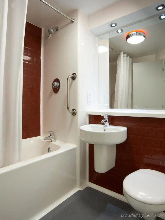 Travelodge Edinburgh Central Princes Street Hotel