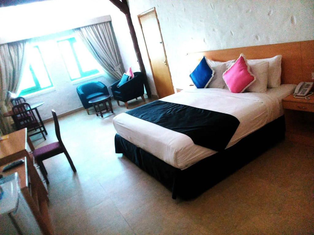 Safari Village Executive Suites