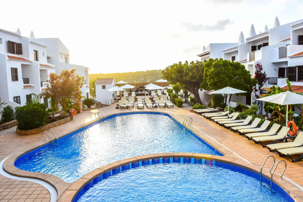 Aparthotel Nelva Resort