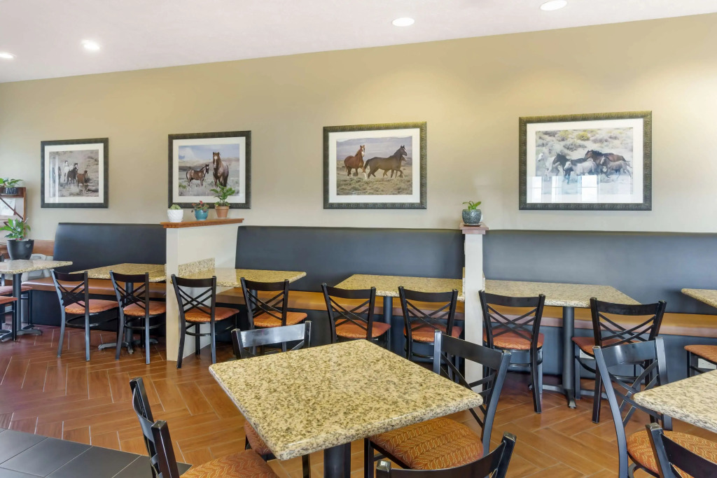 Best Western Plus The Inn at Horse Heaven
