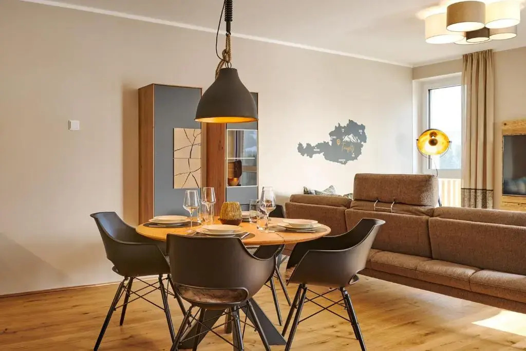 die Tauplitz Lodges - Adler Auszeit Lodge D6 by AA Holiday Homes