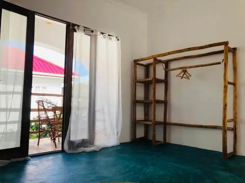 Siri Beach Lodge