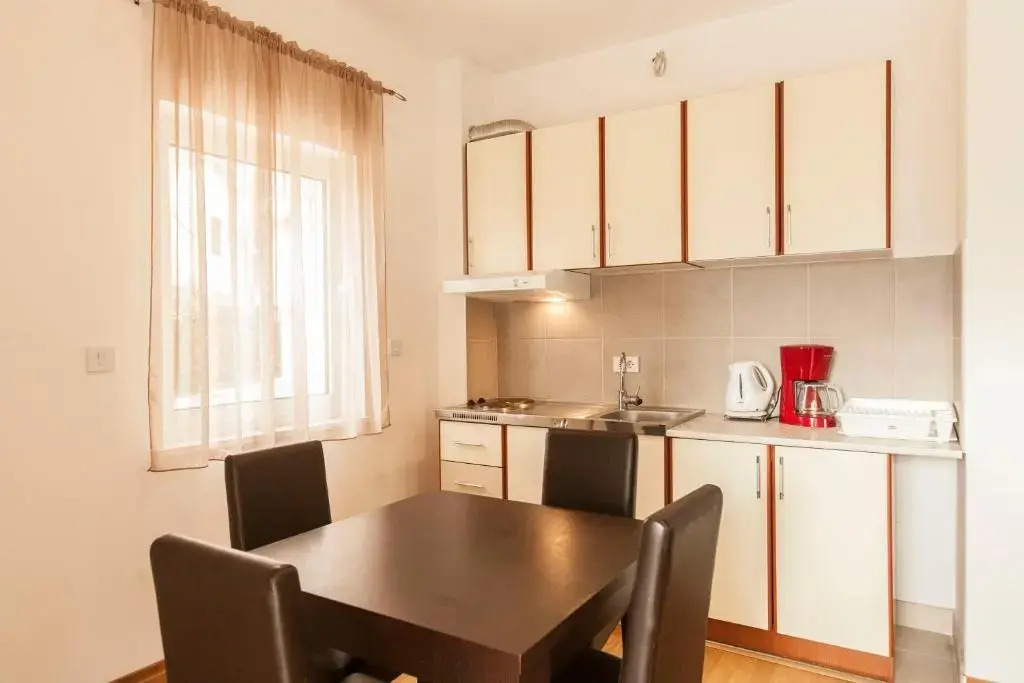 Apartment-Hotel Vila Petrovic-Becici
