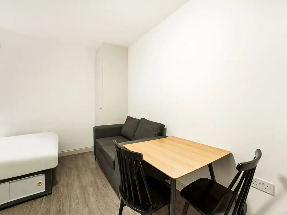 Pleasant Apartment in London Near Tooting Market