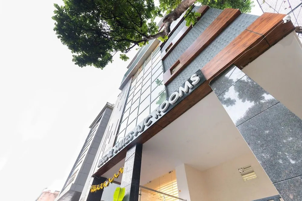 Capital O Regal suites