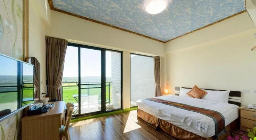 Yiren Hotel