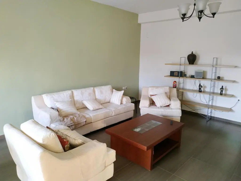 Pantazopoulou square apartment (central railway)