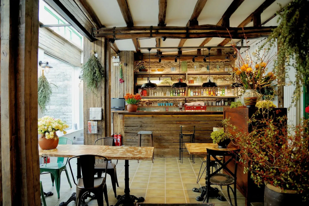 Peking Station Hostel