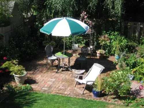 Chittenden House Bed and Breakfast