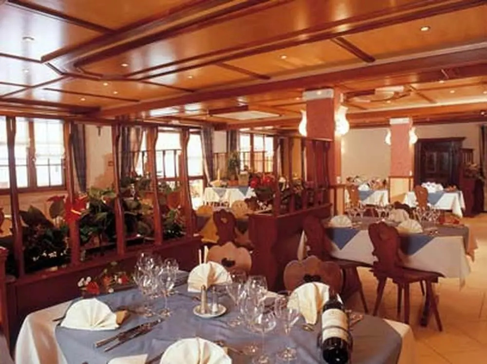 Hôtel Restaurant AU SOLEIL