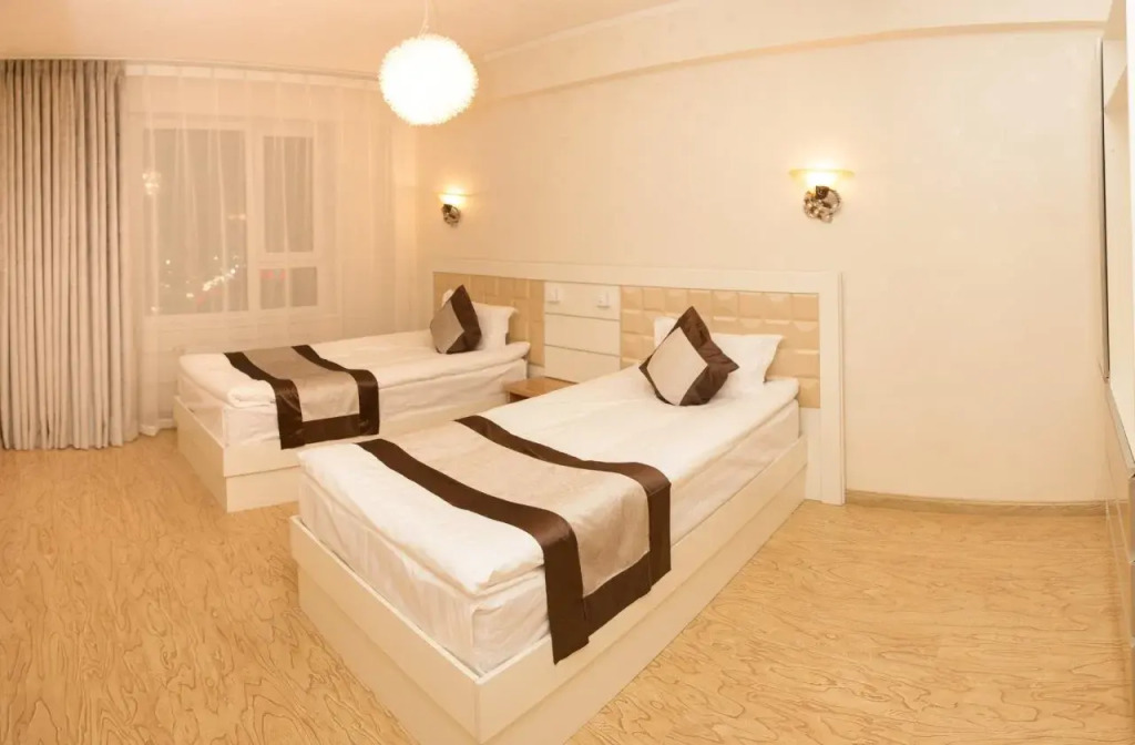 UB Suites Hotel