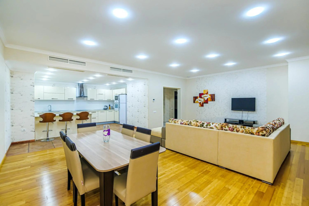 PARK AZURE Luxury Apartment C 606-607
