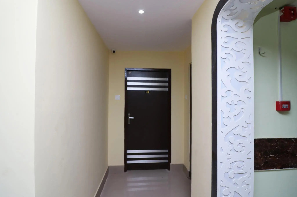 OYO Flagship 22724 Hotel Shanavi Chinar Park