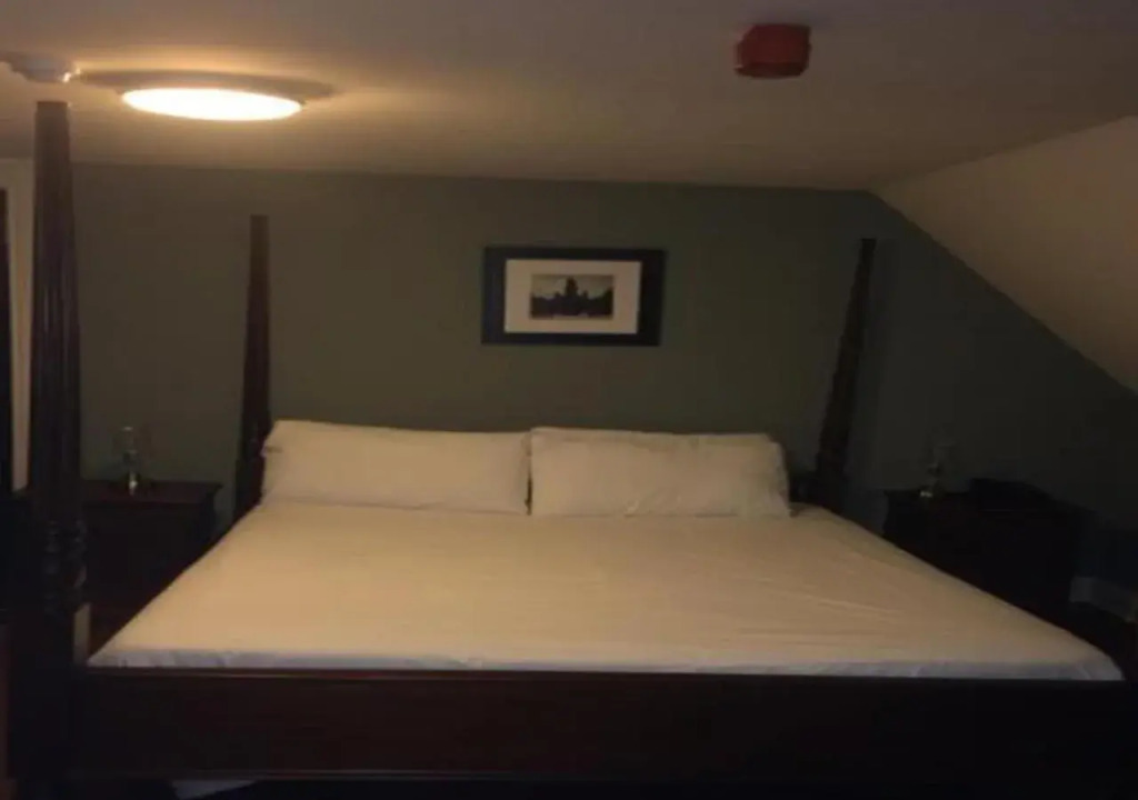 Celentano's Restaurant with Rooms