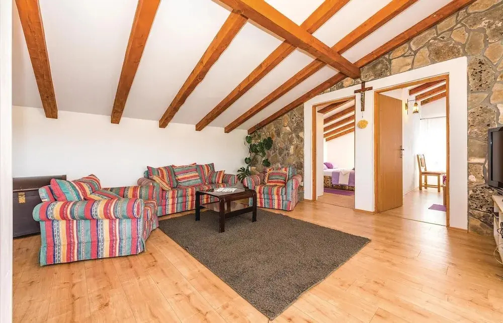 Stunning Home in Tribunj With Wifi and 4 Bedrooms
