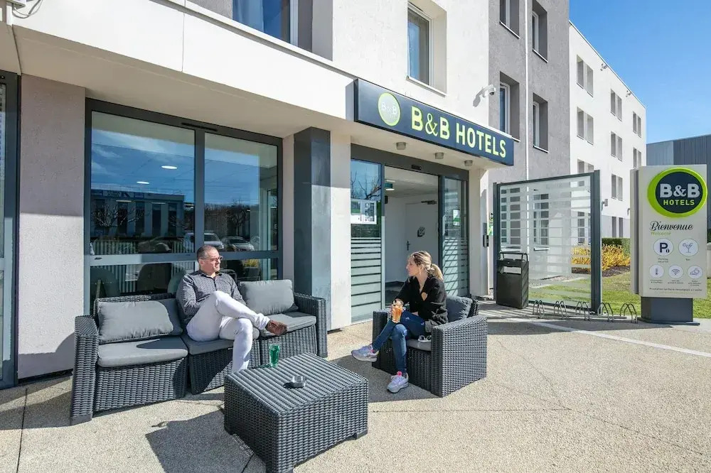B&B Lyon Est Aeroport St Quentin Fallavie