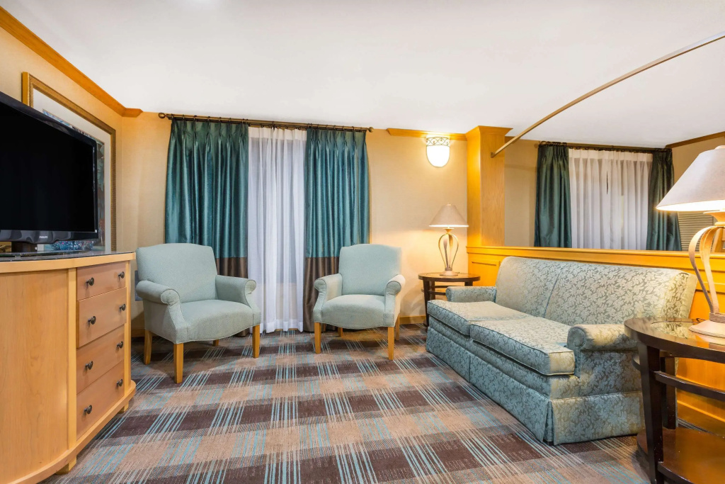 Holiday Inn Express Kitty Hawk - Outer Banks by IHG