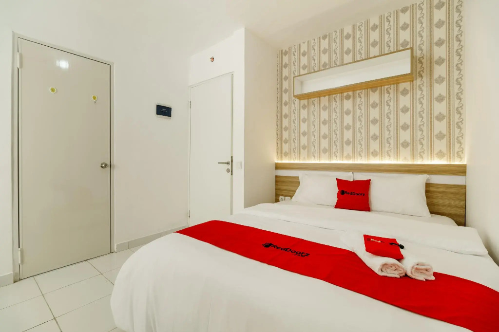 RedDoorz Apartment @ Aeropolis Tangerang