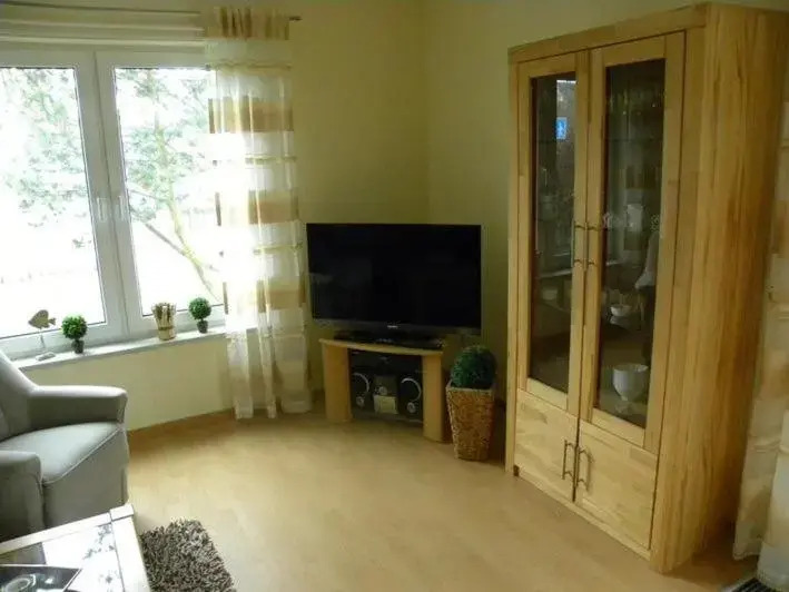 Wohnung 6 im EG Haus Stranddistel, komfortable Ferienwohnung fur 4 Personen in Zingst