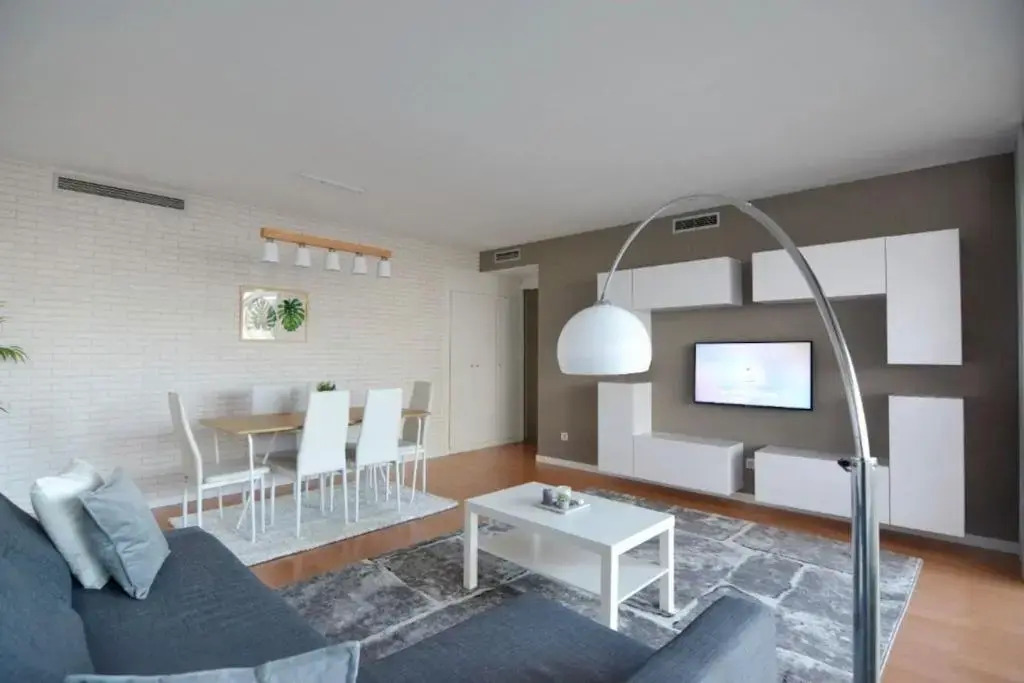 Lodging Apartments FORUM 25 - Barcelona Forum Apartment