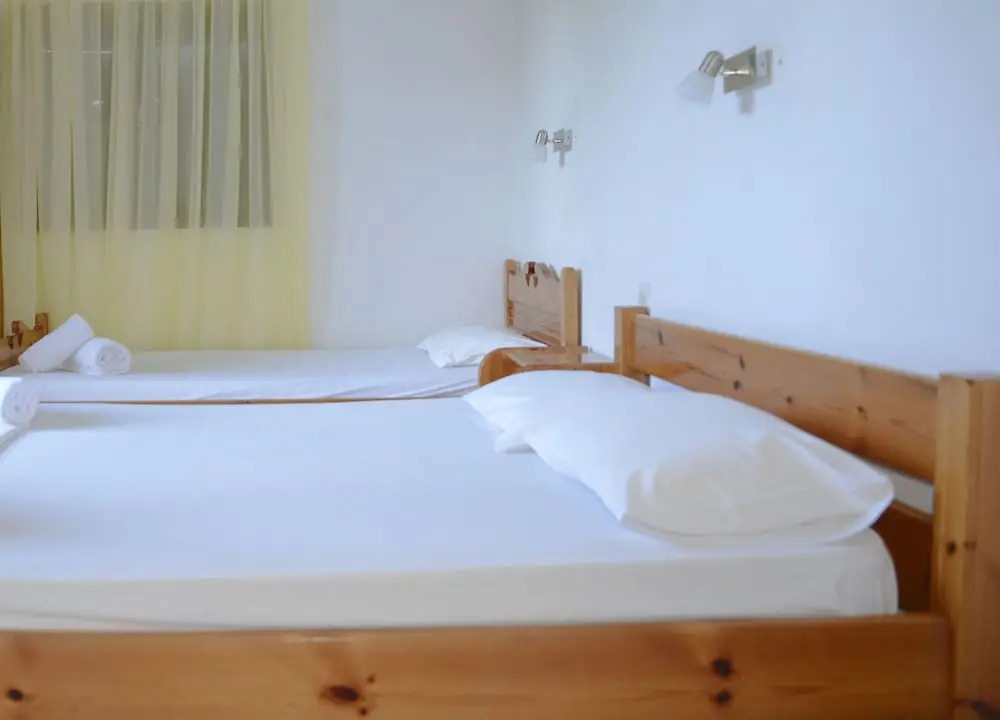 Corfu Room Apartments, in a Very Piecefull and Full of Trees Area